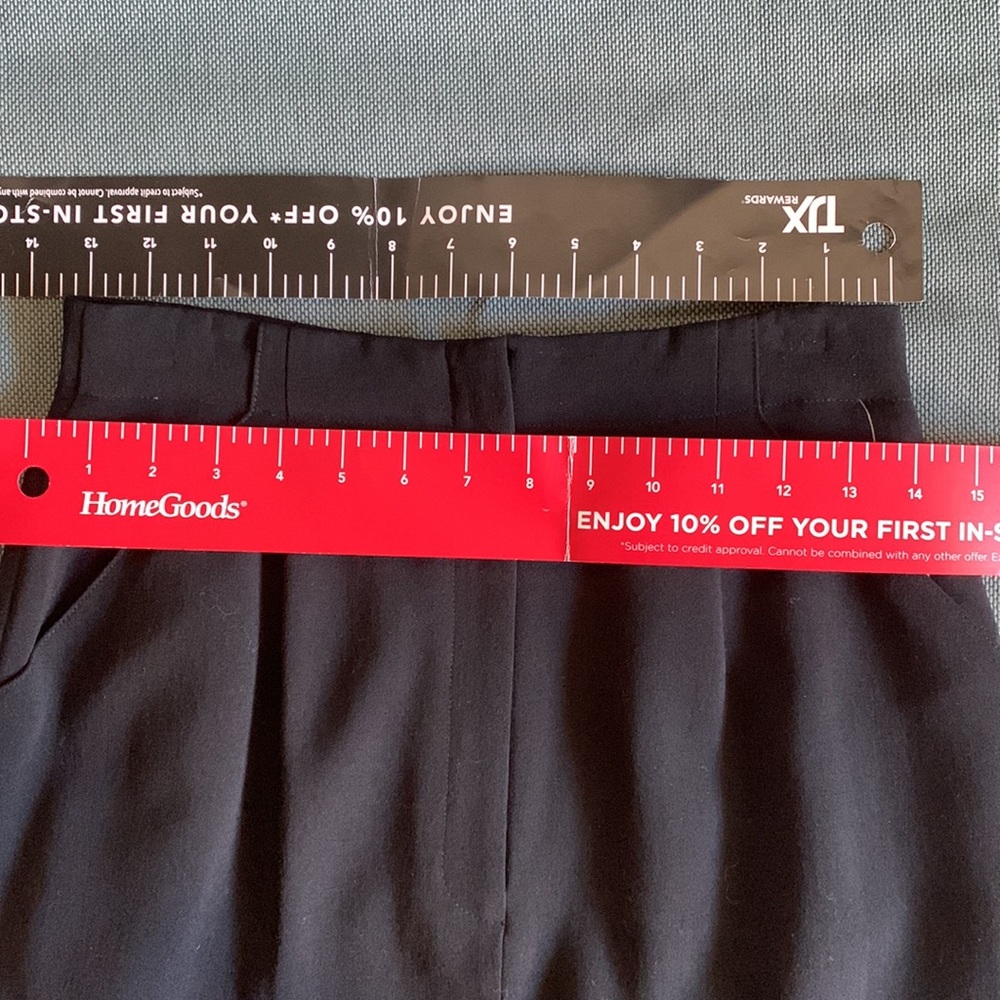 Classic wool skirt 36in long 19in wide - Picture 9 of 13